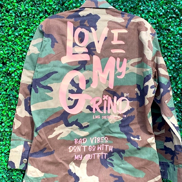 SOLD Peace: Vintage Camo BDU Jacket - Picture 4 of 8